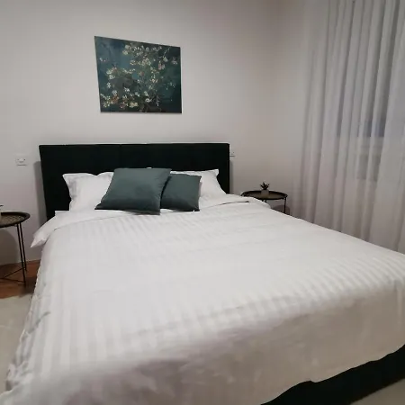 Family Apartament Tuzla